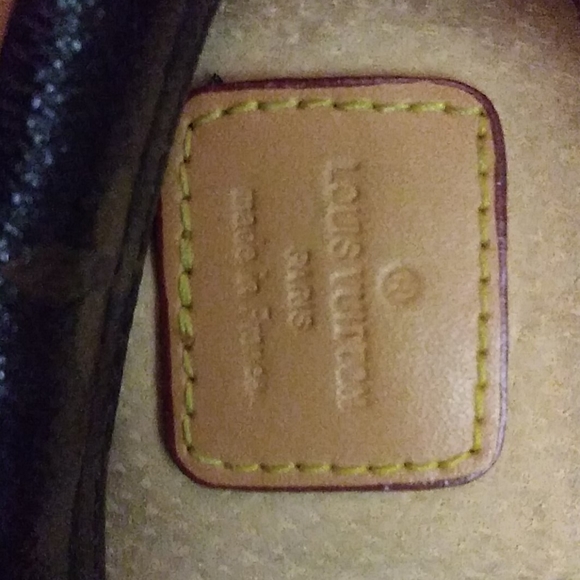 Louis vuitton purse - Picture 4 of 6